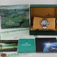 Rolex Submariner Date 40mm Edelstahl Ref.: 16610 LC110 Herrenuhr FULL SET 1998