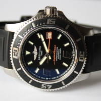 Breitling Superocean 44 Edelstahl Kautschukarmband A17391 B&P