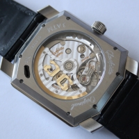 Glashütte Original Senator Karrée Ewiger Kalender Stahl Herrenuhr NOS FULLSET
