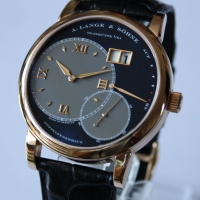 A. Lange & Söhne Große Lange 1 in 18k / 750er Roségold mit B&P Revision 05/2024
