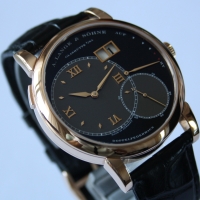 A. Lange & Söhne Große Lange 1 in 18k / 750er Roségold mit B&P Revision 05/2024