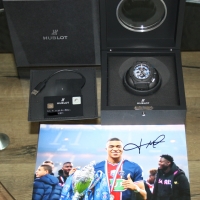 HUBLOT KING POWER PARIS SAINT GERMAIN KERAMIK 716.CI.0123.RX.PSG14