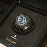 HUBLOT KING POWER PARIS SAINT GERMAIN KERAMIK 716.CI.0123.RX.PSG14