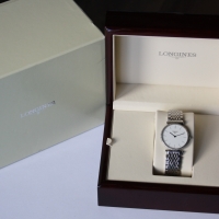 LONGINES Le Grande Classique Diamonds 33mm Stainless Steel Quarz L4.635.2 Box