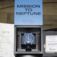 Swatch X Omega Moonswatch Speedmaster "Mission to Neptune" FULLSET mit Rechnung