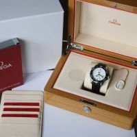 OMEGA Seamaster Diver 300m White Co-Axial 42 mm Ref.: 210.32.42.20.04.001 FULLSET